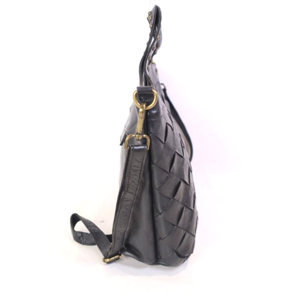TK-588-Black