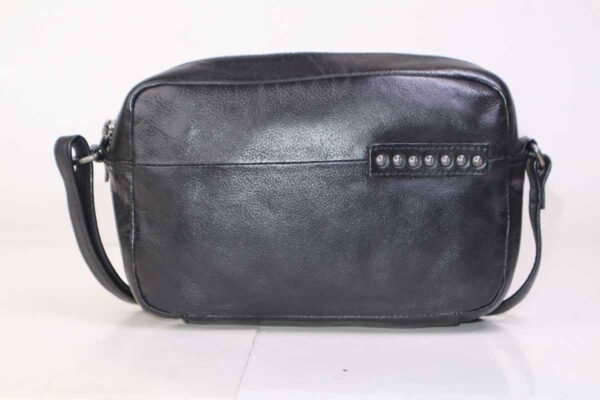 TK 811-Black