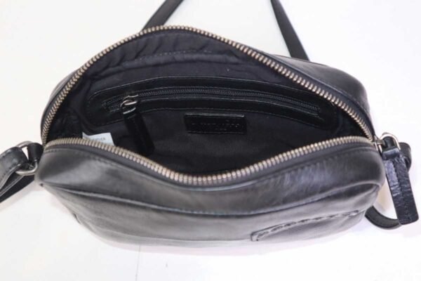 TK 811-Black